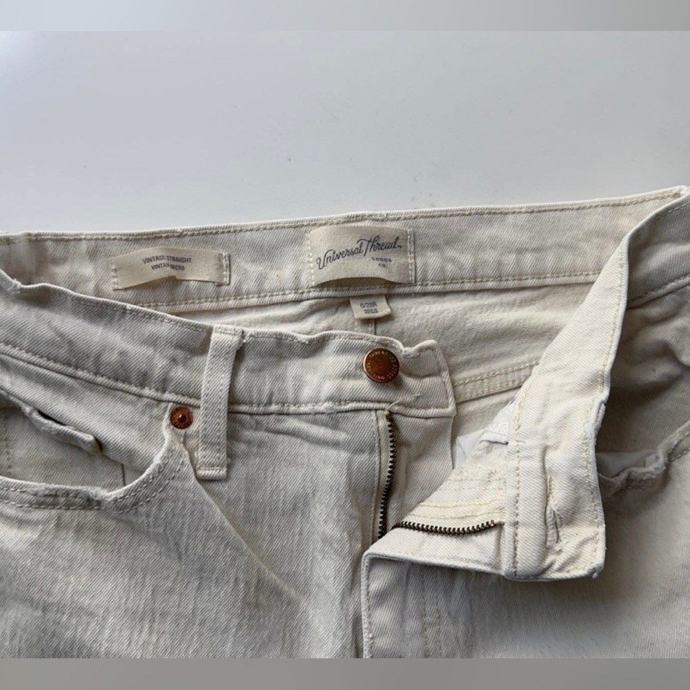 Universal Thread white jeans - Picture 10 of 10